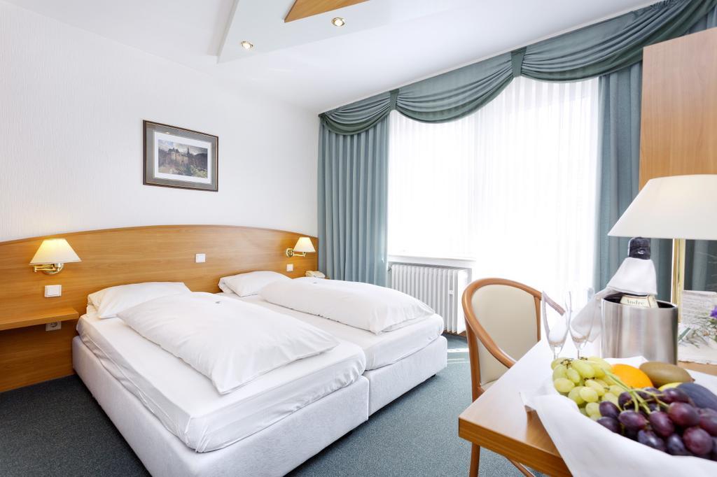 Double or Twin Room,216339197:JPEG